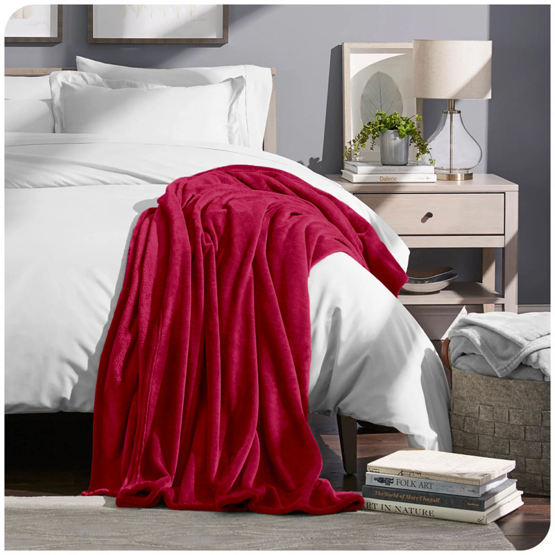 Lacey-Louise 100% Polyester Soft Reversible Mink Faux Plush Fur Fleece Throw/ Blanket, W150 x L200cm, Burgundy
