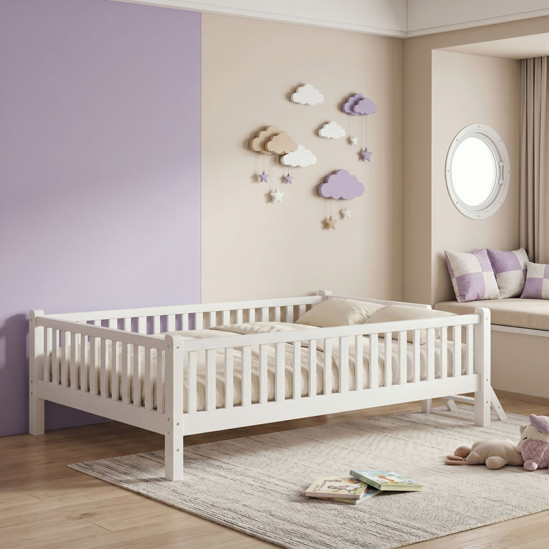 Lit plateforme simple en bois avec garde-corps, Blanc