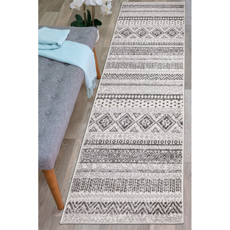Crigler Performance Geometric Indoor Rug, Runner 2' x 7'