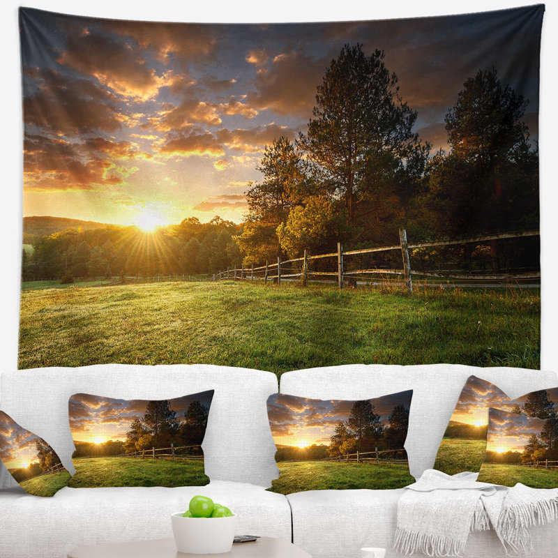 Paysage avec clôture clôturée au lever du soleil, H 32 po x l 39 po