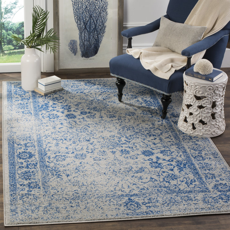 Stromsburg Floral Area Rug