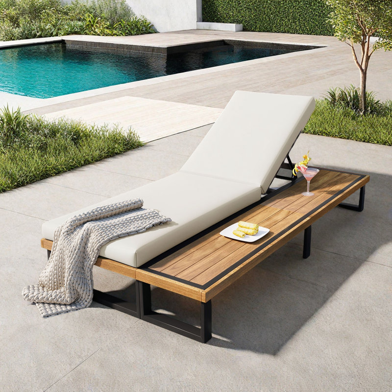Chaise longue d'extérieur en acacia, Beige