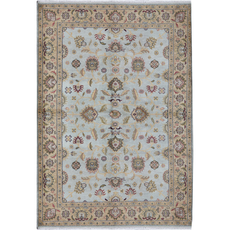 Maharajah Wool Oriental Area Rug in Gray/Brown