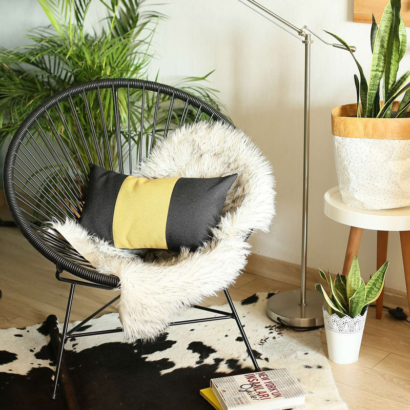 Coussin décoratif à rayures, Noir/jaune, H 12 po x l 20 po, Housse de coussin seulement - sans coussin