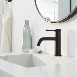 Single Hole Single-Handle Bathroom Faucet