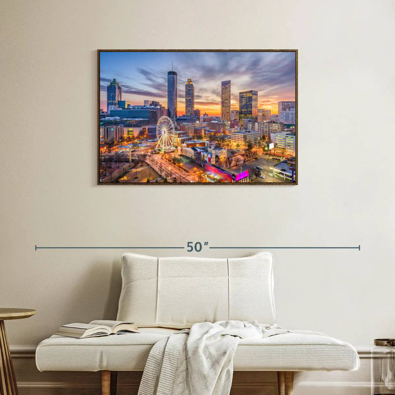 Atlanta Twilight Sky, 37 po x 25 po, Cadre flottant noyer