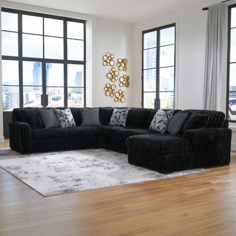 Bridgnorth 4-Piece Sectional With Chaise, Left Hand Facing