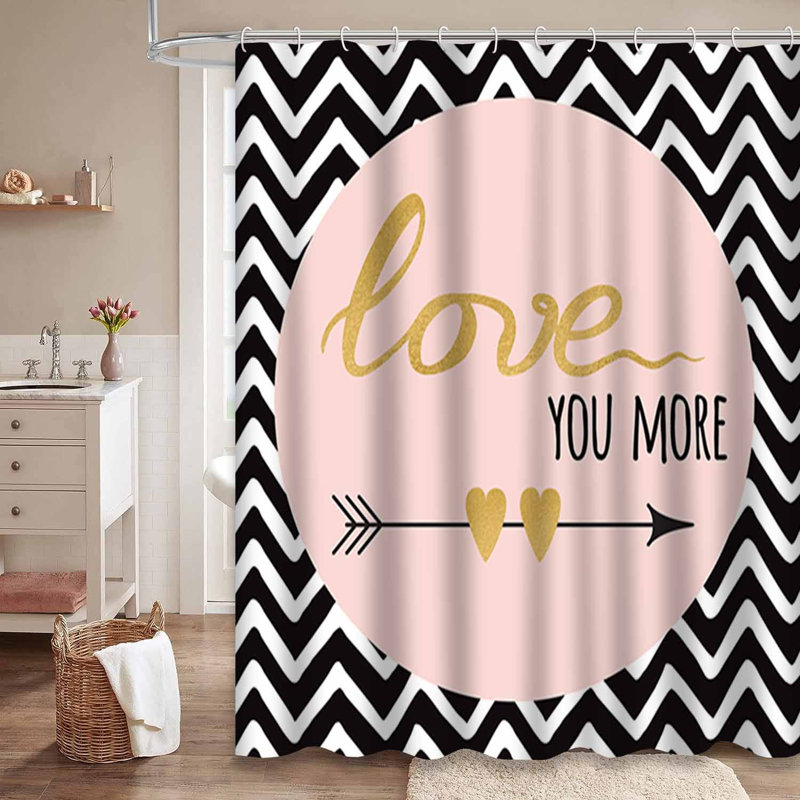 Rideau de douche Sparkle Letters Love Arrow Zig Gold, L 72 po x l 84 po