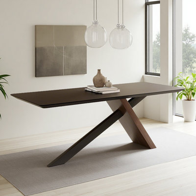 Modern, Simple and Fashionable Design Dining Table