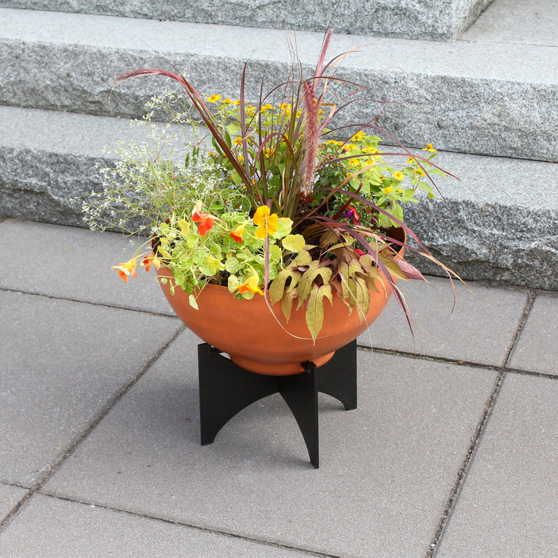 Norma I Metal Pot Planter, Burnt Sienna, 13.75" H x 16" W x 16" D