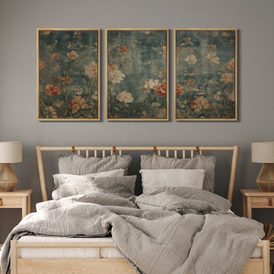 "Antique Blue Floral Garden" avec pivoines et feuilles - impression sur toile encadrée 3 pièces