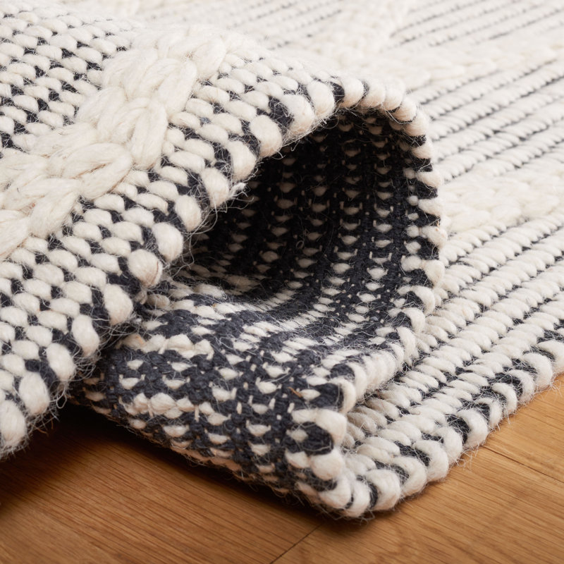 Tapis géométrique en laine fait à la main Javone, Rectangle de 5 pi x 8 pi