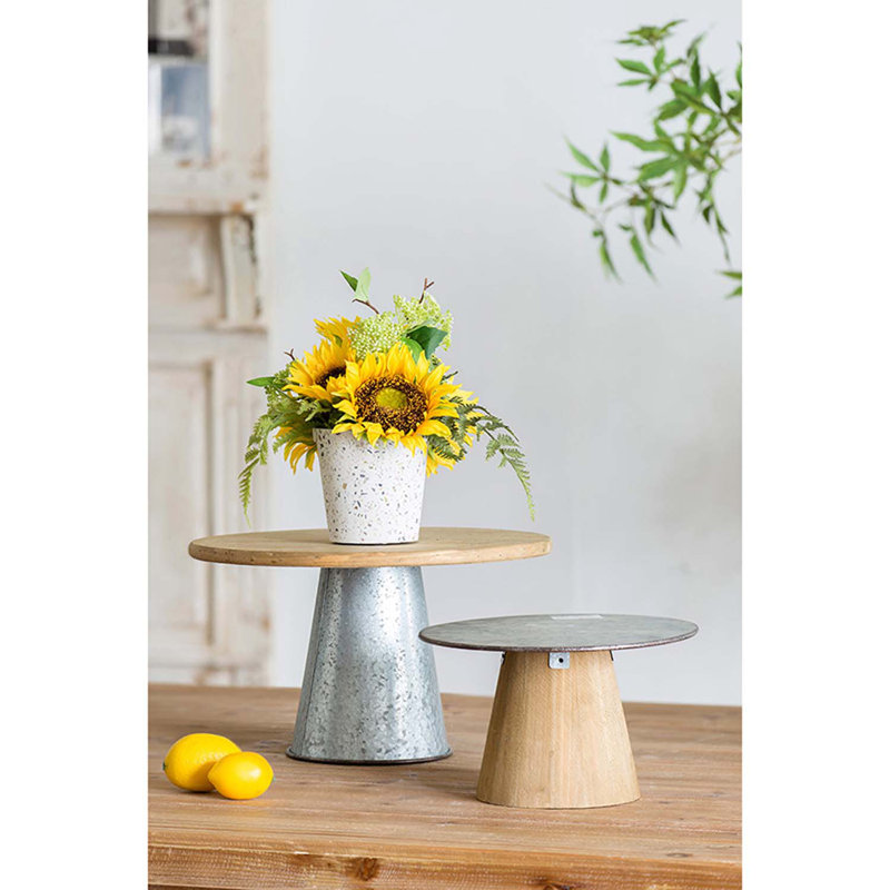 Wansley Cake Stand