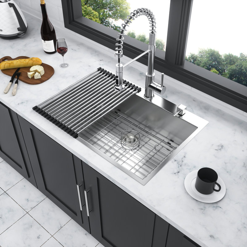 Lavabo de cuisine encastré de 28 po en acier inoxydable de calibre 18 et lavabo à cuve simple pratique en nickel brossé