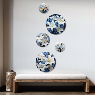White And Blue Pure Lily Charm - Lilies Lilies Round Wall Art Set Of 5