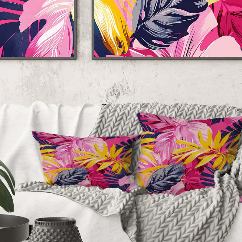 Coussin décoratif à motif de feuilles tropicales roses et jaunes I, H 16 po x l 16 po