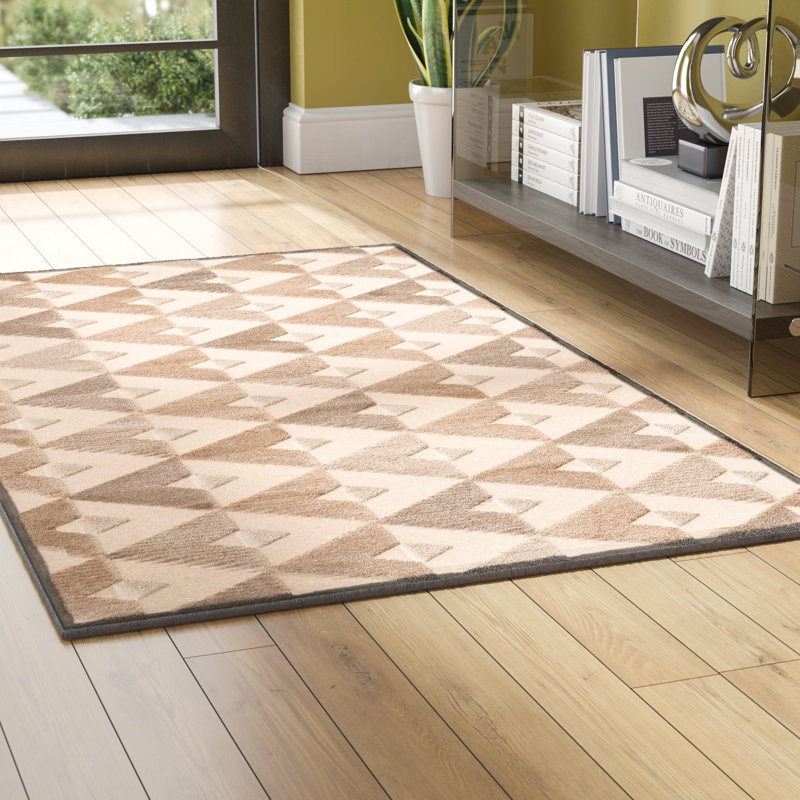 Tapis géométrique Haileymarie, Rectangle 5 pi 3 po x 7 pi 6 po