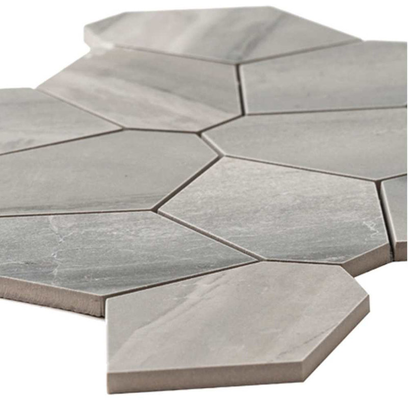 Carreau de mosaïque en porcelaine polie 14 po x 16 po Stately Oasis, Gris Alaska
