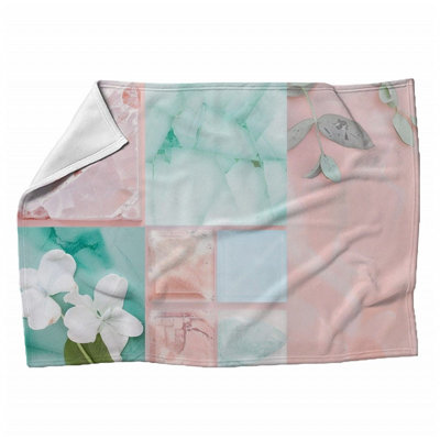Jeté en peluche floral tendance