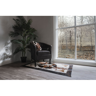 Tricolor Patchwork Cowhide Rug, Star & Longhorn