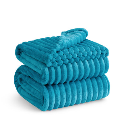 Couverture en flanelle de literie pour les filles, couverture douce et confortable 300 GSM pour dortoir et décoration intérieure, cadeau toutes saisons