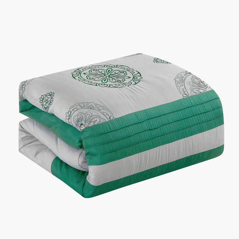 Ensemble d'édredon pour grand lit 7 pièces avec motif brodé, microfibre douce, 100% polyester, collection de literie toutes saisons