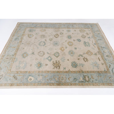 Hand Knotted Wool Oriental Area Rug