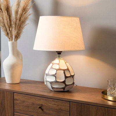 Malvina Resin Table Lamp