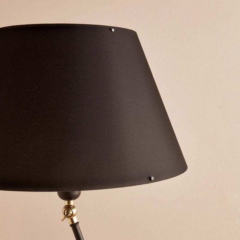 Élégante lampe sur pied noire de 59,1 pouces de hauteur | Structure 100% métal, abat-jour 100% PVC | Diamètre du capuchon: 15 po, hauteur: 7,9 po | Douille E27, 40 W maximum | Parfait pour le salon et la chambre à coucher, design moderne et élégant