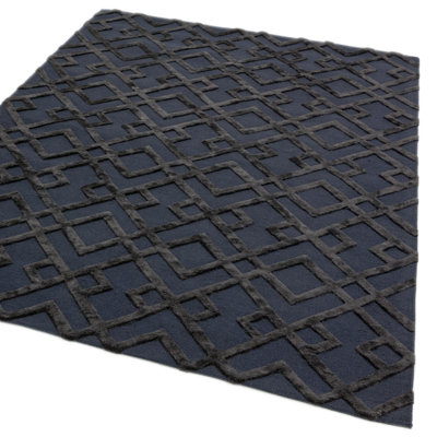 Quane Geometric Area Rug