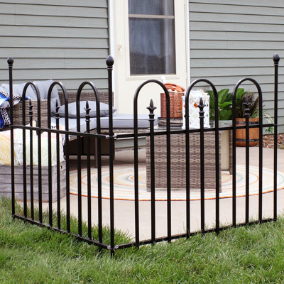 Corsair 30.5'' H x 37.5'' W Steel Decorative Border Fence With Posts