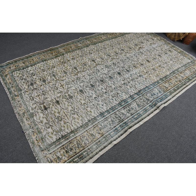 Grand tapis beige de style anatolien et turc idéal pour la décoration de salle à manger ou de salon