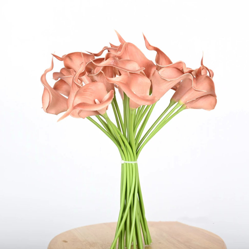 Arrangement floral de lis de Calla artificiel avec longues tiges, fausses fleurs pour les centres de table de salle à manger