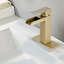 Robinet de salle de bain géométrique à effet cascade, robinet de lavabo monotrou à poignée unique avec bec verseur ouvert-72977658