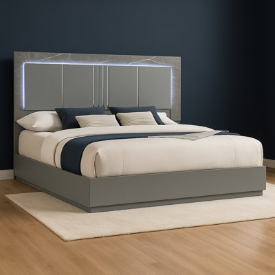 Oniskey Bed Gray