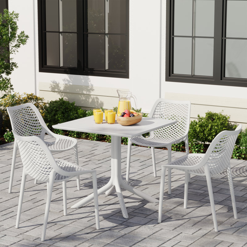 4 Person Outdoor Square Dining Set, White