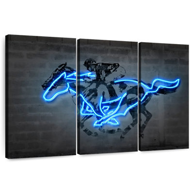 Sireci Glowing Mustang