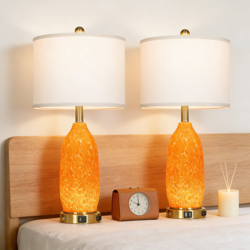 Ensemble de 2 lampes de table modernes avec ports USB A + C et prise de courant CA, veilleuse à commande tactile à intensité variable à 3 voies, lampes de chevet pour le bureau de la chambre à coucher (ampoules incluses)