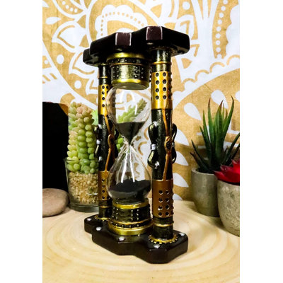 Aenwood Hourglass