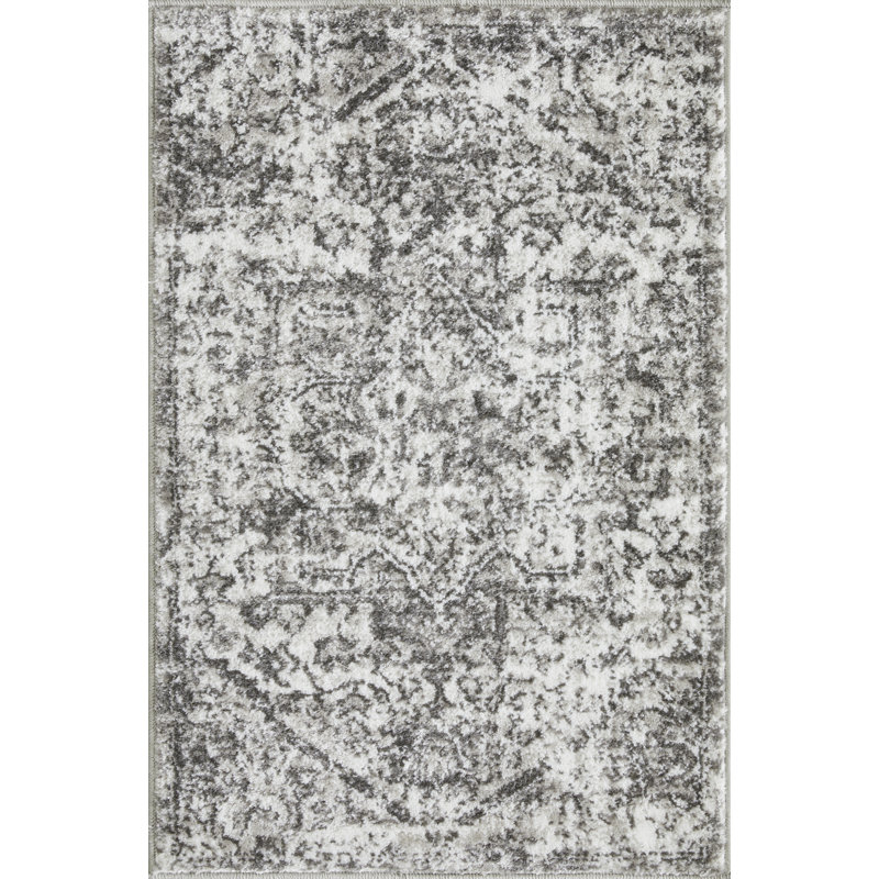 Ariez Oriental Indoor Rug, Rectangle 2' x 3'