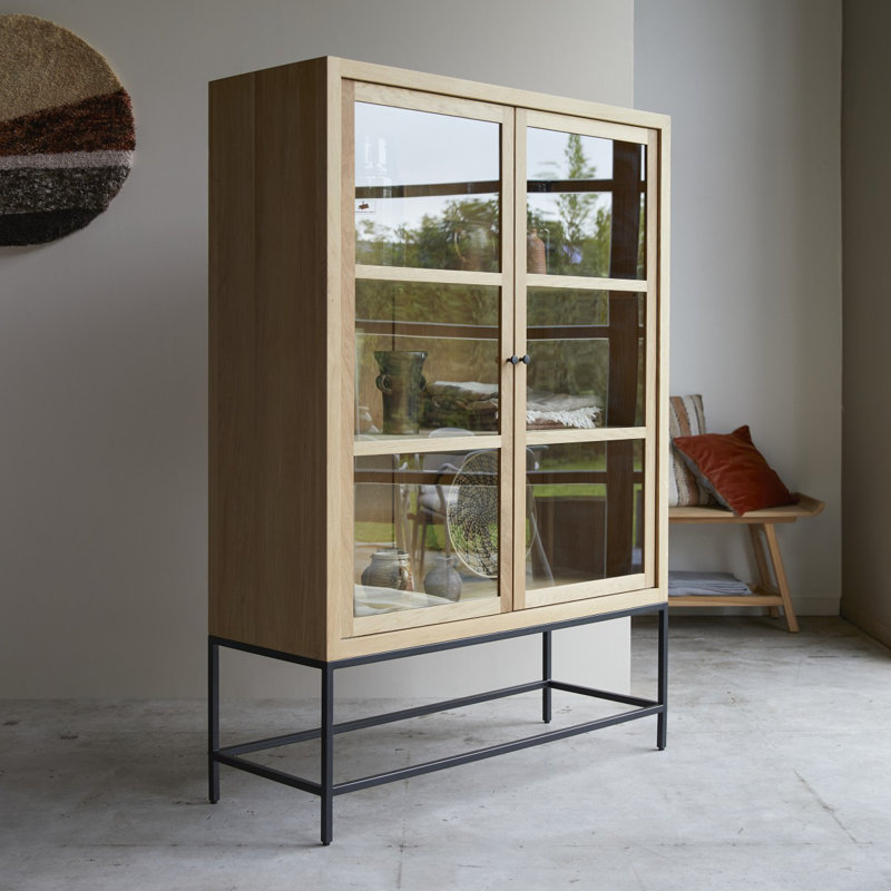Babeth Display Stand