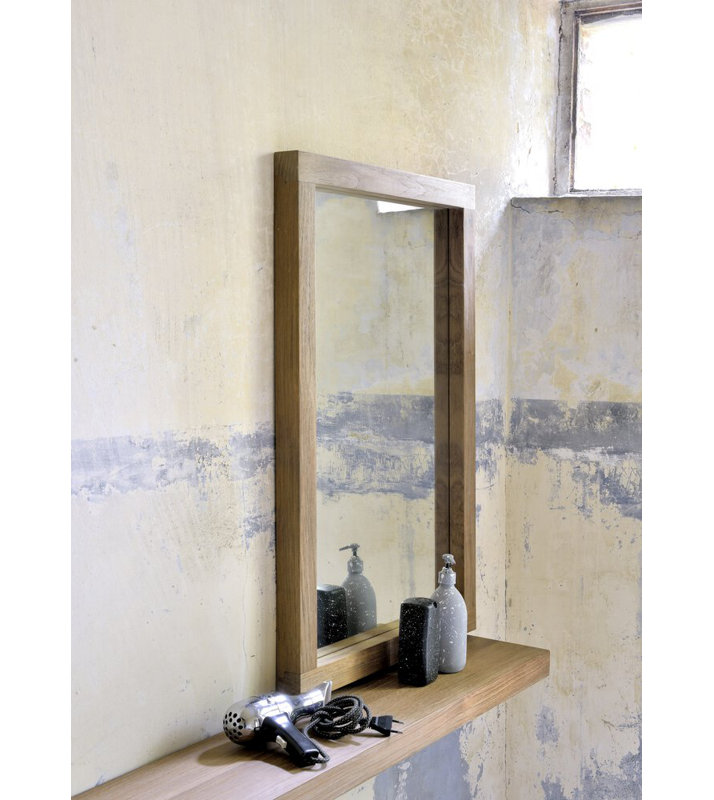 Wall Oak Solid Wood Floating Shelf, 2" H x 27.6" W x 8.7" D, Natural Oak