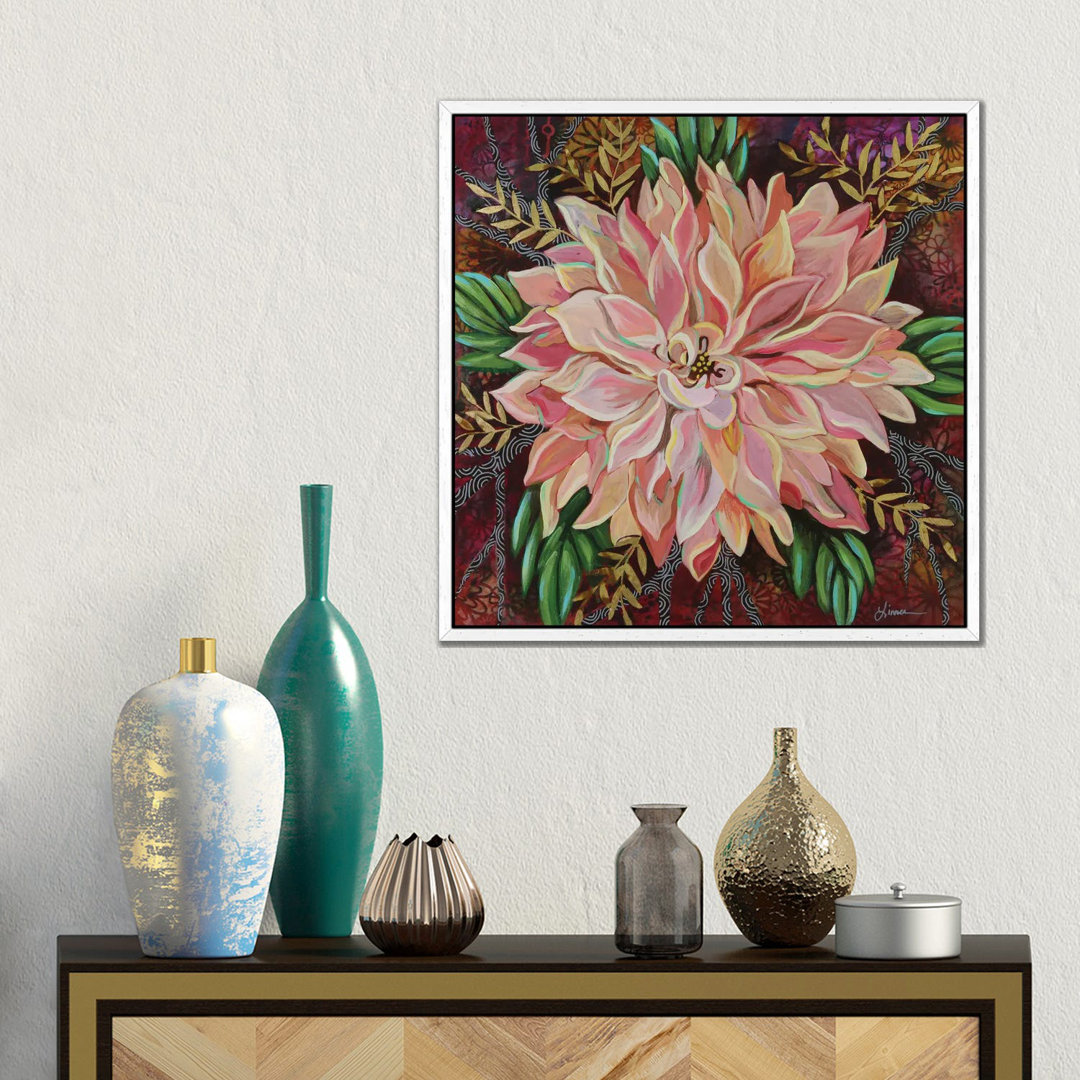 Cafe Au Lait Dahlia von Linnea Tobias - Galerie-umwickelte Leinwand Giclée auf Leinwand