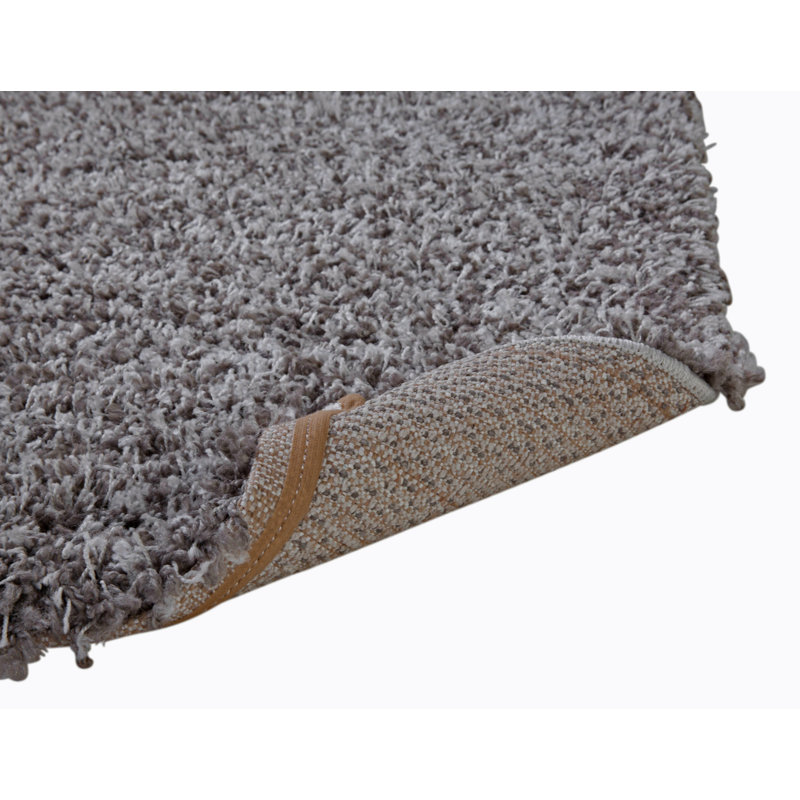 Estiven Rug