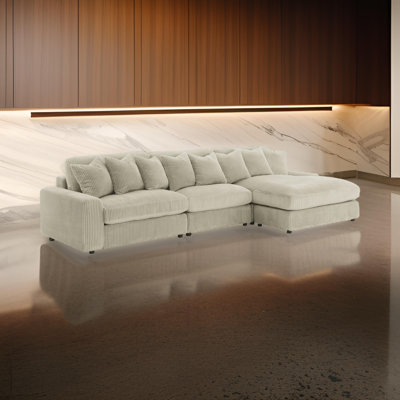 Lain 3Pc Sectional Sofa With Reversible Chaise, 8 Throw Pillows