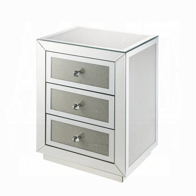 Table de chevet avec trois tiroirs Glam Style