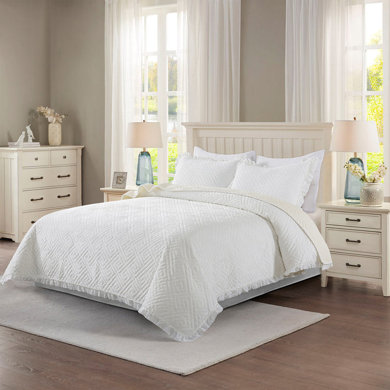 Modern & Contemporary Quilt, Queen Quilt + 2 Queen Shams, White