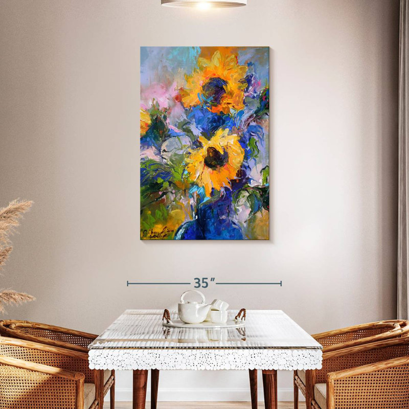 Harnek tournesols dans un vase bleu, H 45 po x l 30 po