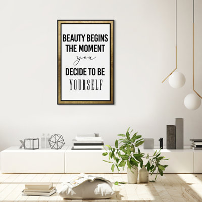 «Typographie and Quotes Be Yourself Beauty Quotes and Sayings», reproduction d'art textuel