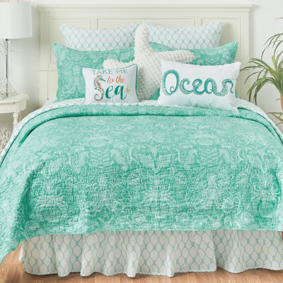 Turquoise Bay Cotton Reversible Quilt Set